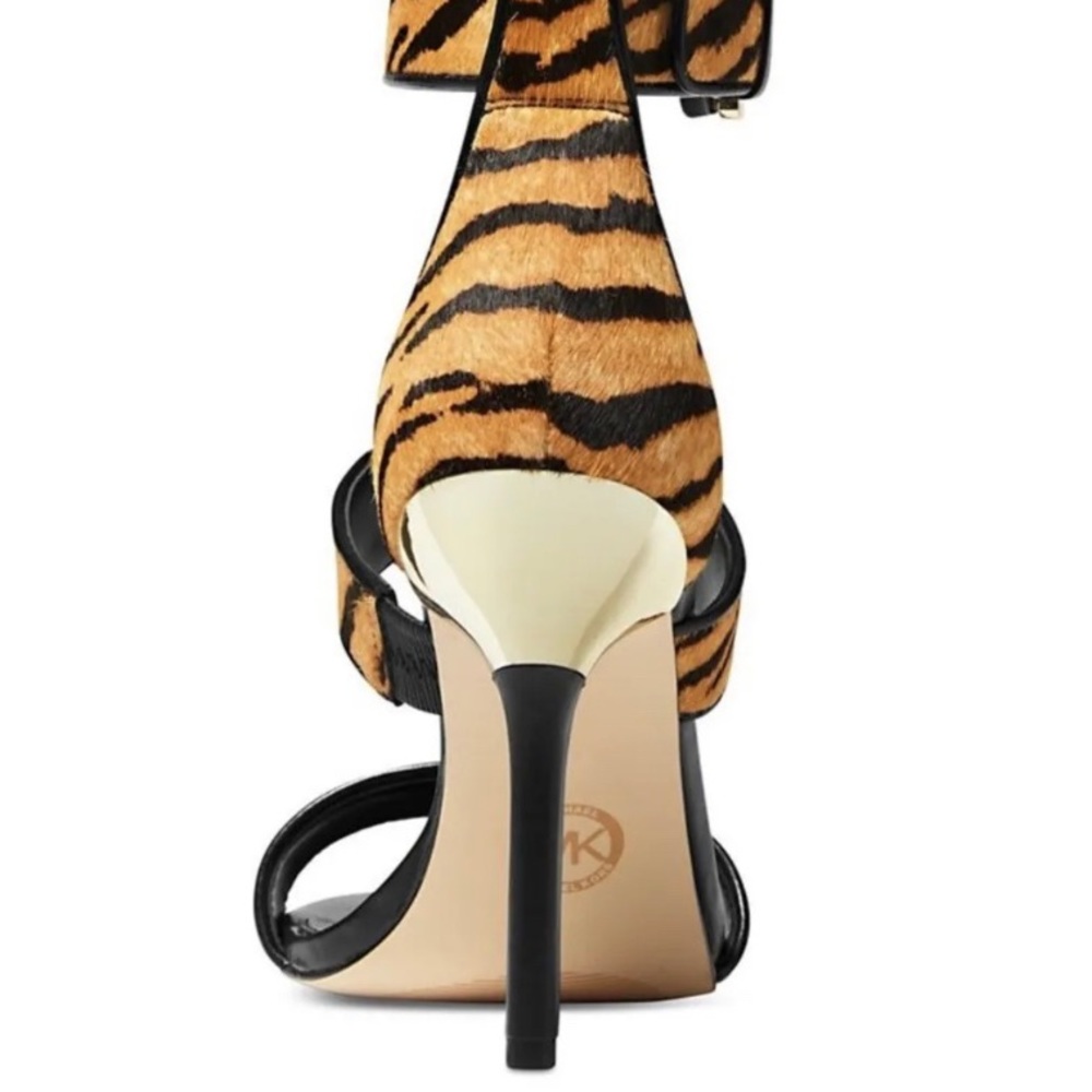 Michael Kors Womens Amal Tiger Print Calf Hair Leather Sandals Marigold - Picture 2 of 4